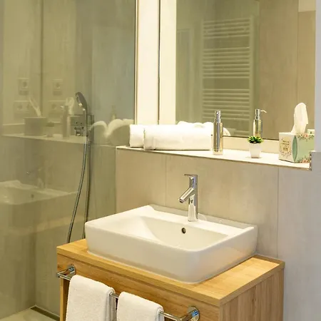 Am Pfaffenstein Klein-Winternheim