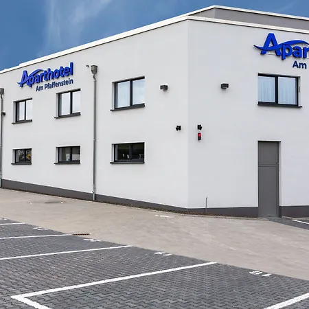 Am Pfaffenstein Апарт-отель Klein-Winternheim