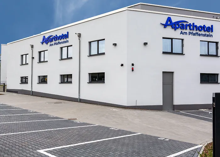 Am Pfaffenstein Апарт-отель Klein-Winternheim