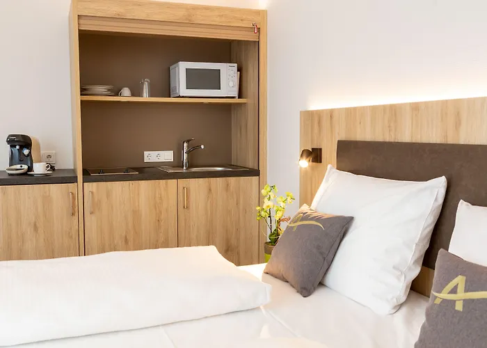 Am Pfaffenstein Апарт-отель Klein-Winternheim